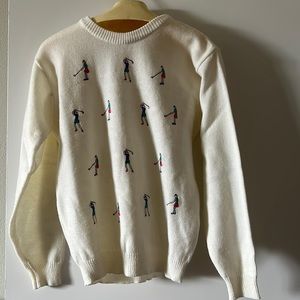 Let’s go golfing this fall in a cute Haymaker vintage sweater. Medium